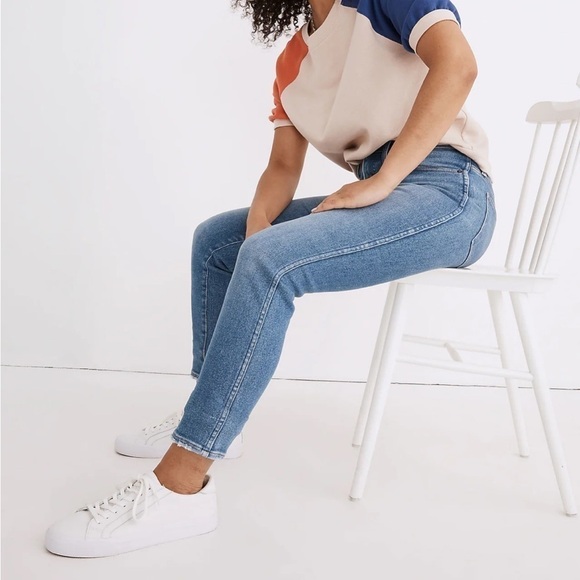 Madewell Stovepipe Jeans in Ditmas Wash - Picture 3 of 10